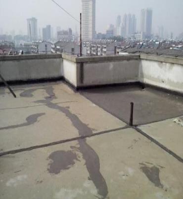 乌海漏水维修 楼顶漏水是什么原因，楼顶漏水维修方法是什么?
